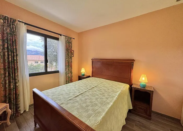 Maison Entre Les Montagnes A