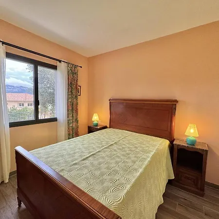 Maison Entre Les Montagnes A